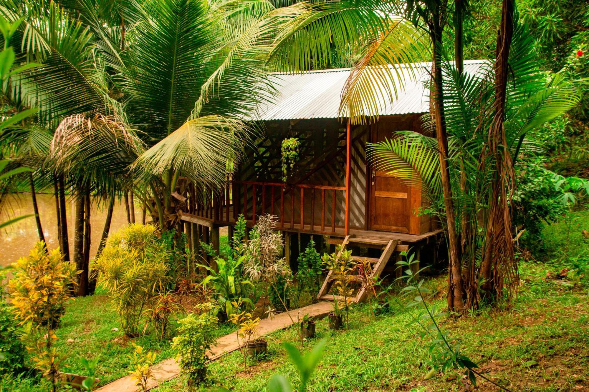 Cabanas Dechi Puerto Narino Exterior photo